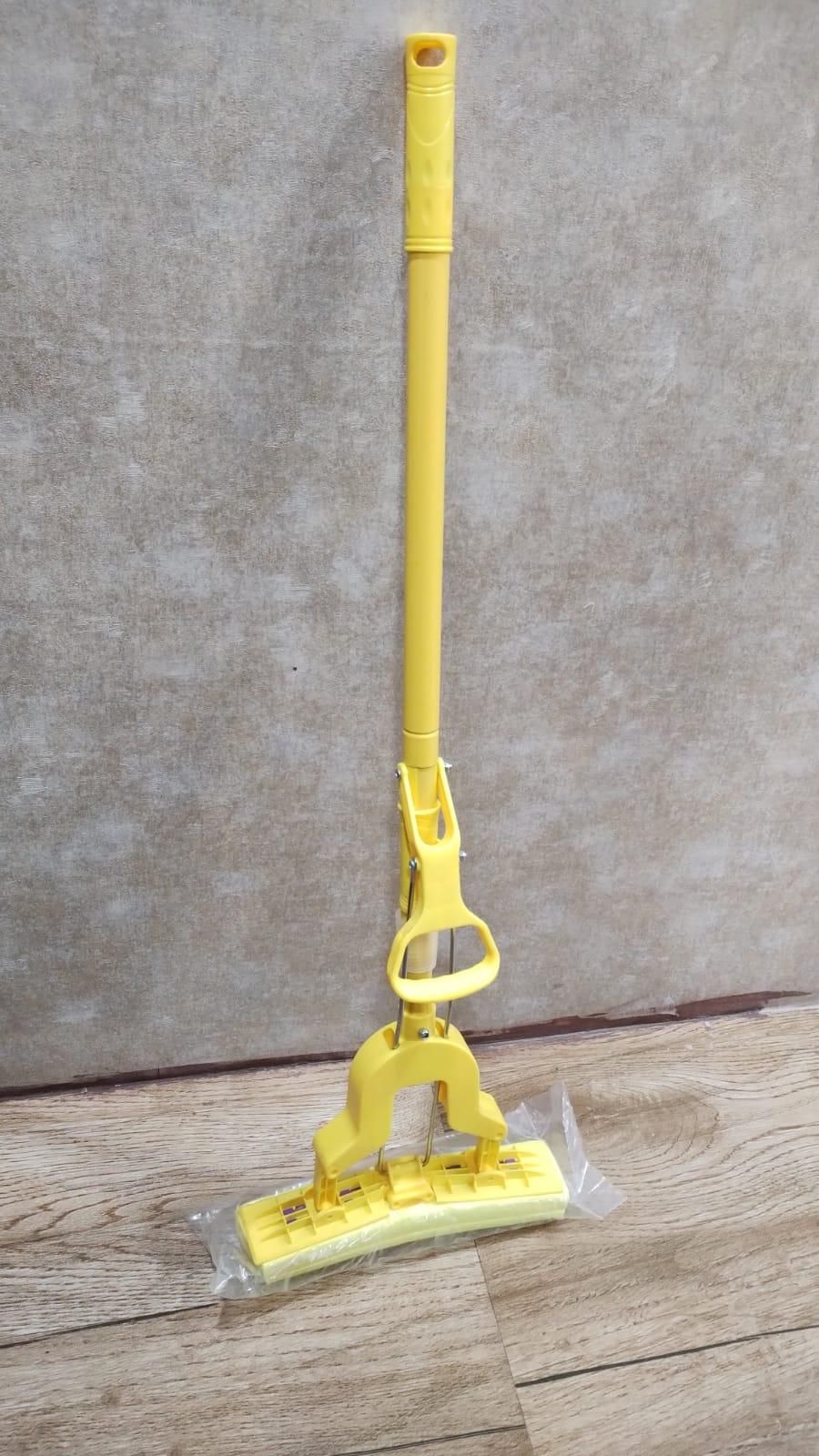 Cleaning sponge mop